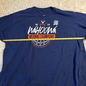 Men’s fanatics UVA logo navy short sleeve t shirt